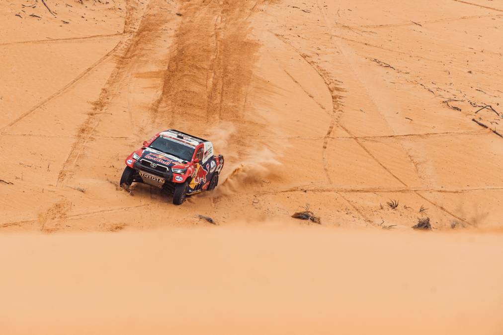 Szóste etapowe zwycięstwo Hiluxa w Rajdzie Dakar 2021. Al-Attiyah triumfuje po raz czwarty! 
